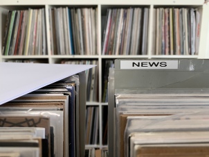 NEWS!! Neben sehr vielen gebrauchten Schallplatten, findet man bei Mainrecords natürlich auch Neuheiten!